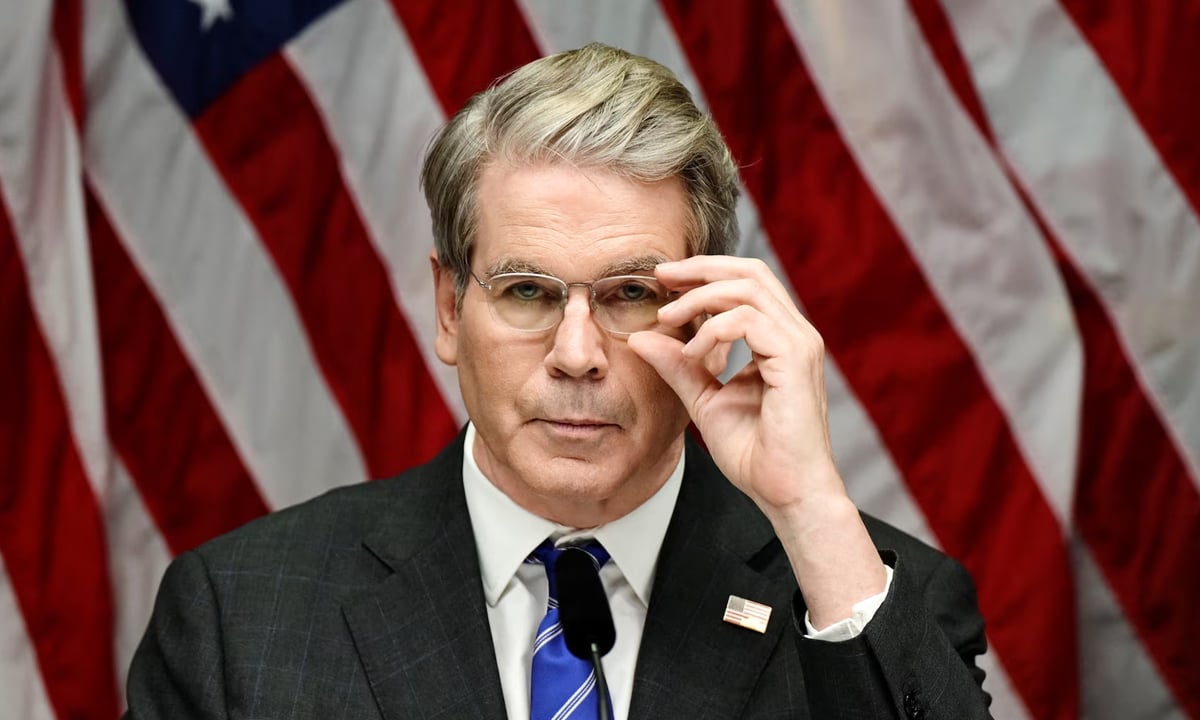 হরমুজে ইরানের সামরিক ঘাঁটি ধ্বংস না হওয়া পর্যন্ত অভিযান চলবে: যুক্তরাষ্ট্র