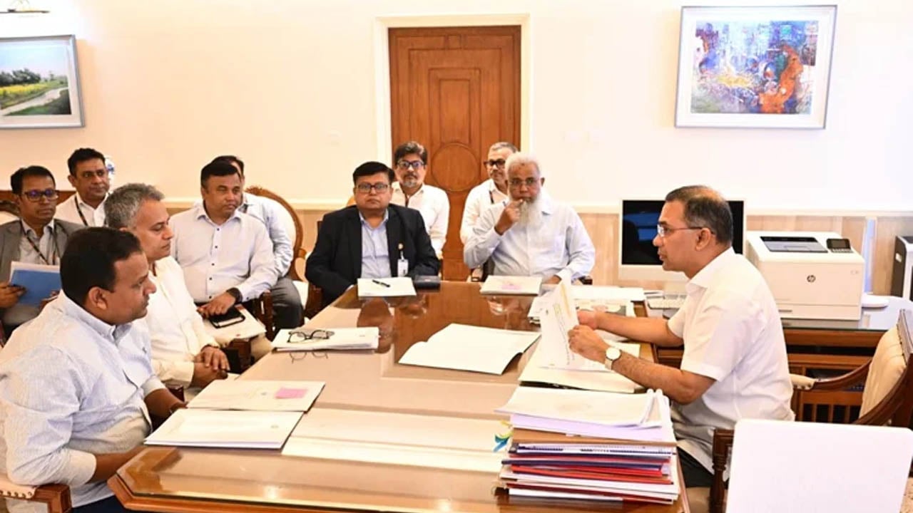 সড়কপথে যুক্ত হচ্ছে ভোলা, মহাসড়ক নির্মাণকাজ দ্রুত এগিয়ে নিতে নির্দেশ প্রধানমন্ত্রীর

