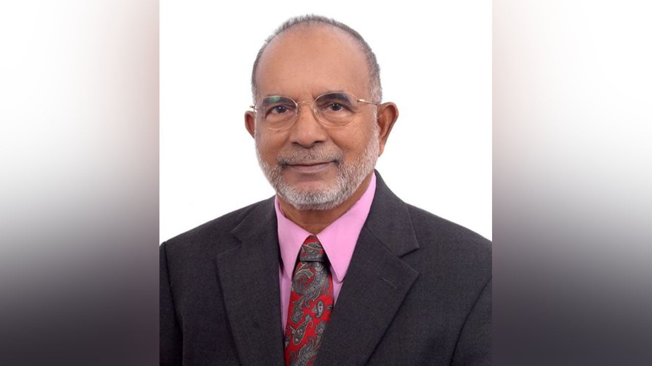 নির্বাচন বর্জনের ঘোষণা মানিকগঞ্জ-৩ আসনে স্বতন্ত্র প্রার্থী ড. রফিকুল ইসলামের