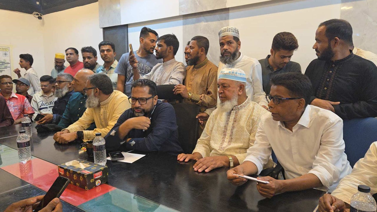 বিএনপিতে সন্ত্রাস-চাঁদাবাজি ও দ্বৈত অবস্থান বরদাস্ত নয়