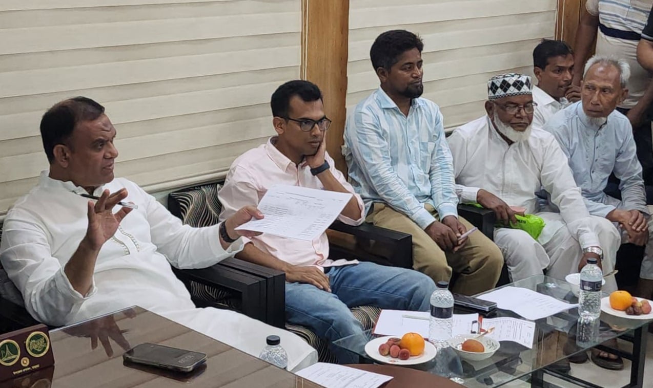 শিক্ষাপ্রতিষ্ঠানে গরুর হাট না বসানোর নির্দেশ সংসদ হুইপের