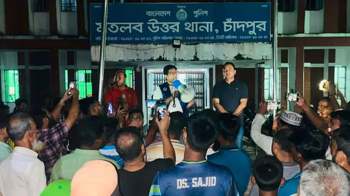 চাঁদপুরে একযোগে ৮ থানায় কিশোর গ্যাংবিরোধী অভিযান, আটক ৩৭০