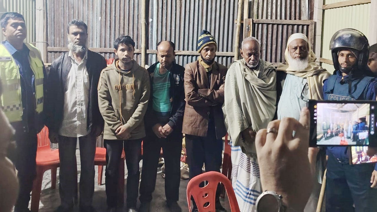 ভোটারদের টাকা বিতরণ, বিএনপির সাবেক সাধারণ সম্পাদকসহ ৬ নেতার কারাদণ্ড