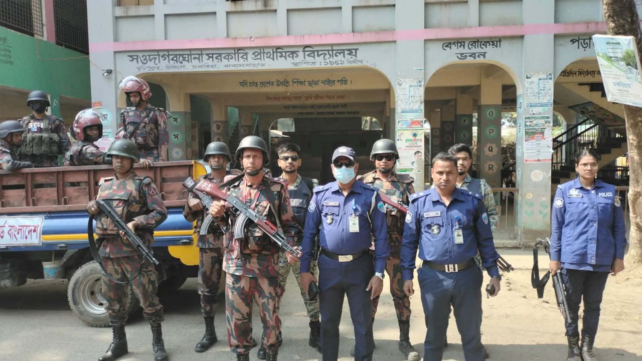 নির্বাচন ও গণভোট উপলক্ষে ঝুঁকি নিরসনে মহড়া অনুষ্ঠিত