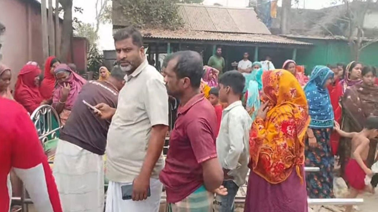 ধামরাইয়ে ইটবোঝাই ট্রাকের চাপায় শিক্ষার্থী নিহত