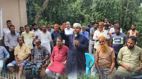 নির্বাচিত হলে সরকারি বরাদ্দের স্বচ্ছতা ও জবাবদিহি নিশ্চিত করব: দেলাওয়ার হোসেন

