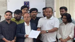 ঢাবিতে সৌরবিদ্যুৎ প্রকল্পের প্রস্তাব ছাত্রদল নেতার
