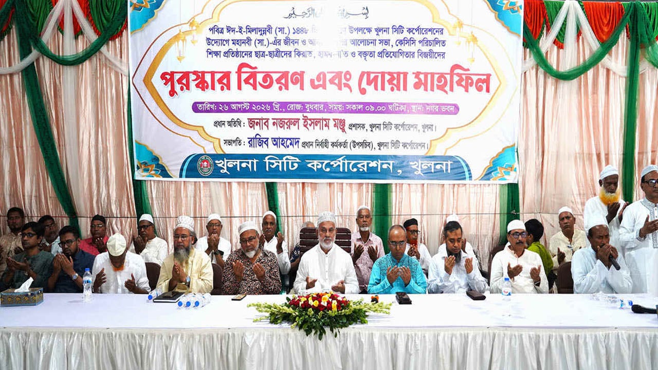 সন্তানদের কোরআন শিক্ষা দেওয়ার পাশাপাশি মহানবী (স.)-এর আদর্শে গড়ে তুলতে হবে
