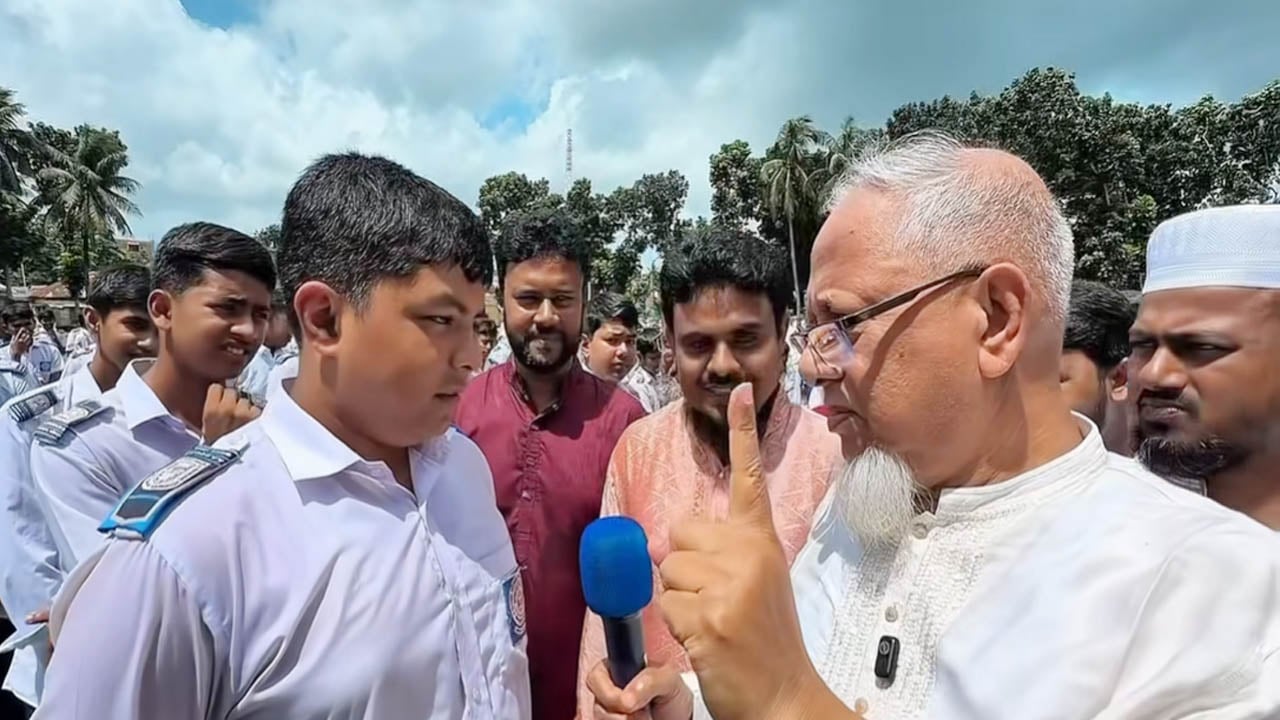 তোমাদের স্বপ্নই আমাদের স্বপ্ন বললেন জামায়াত এমপি ইলিয়াস