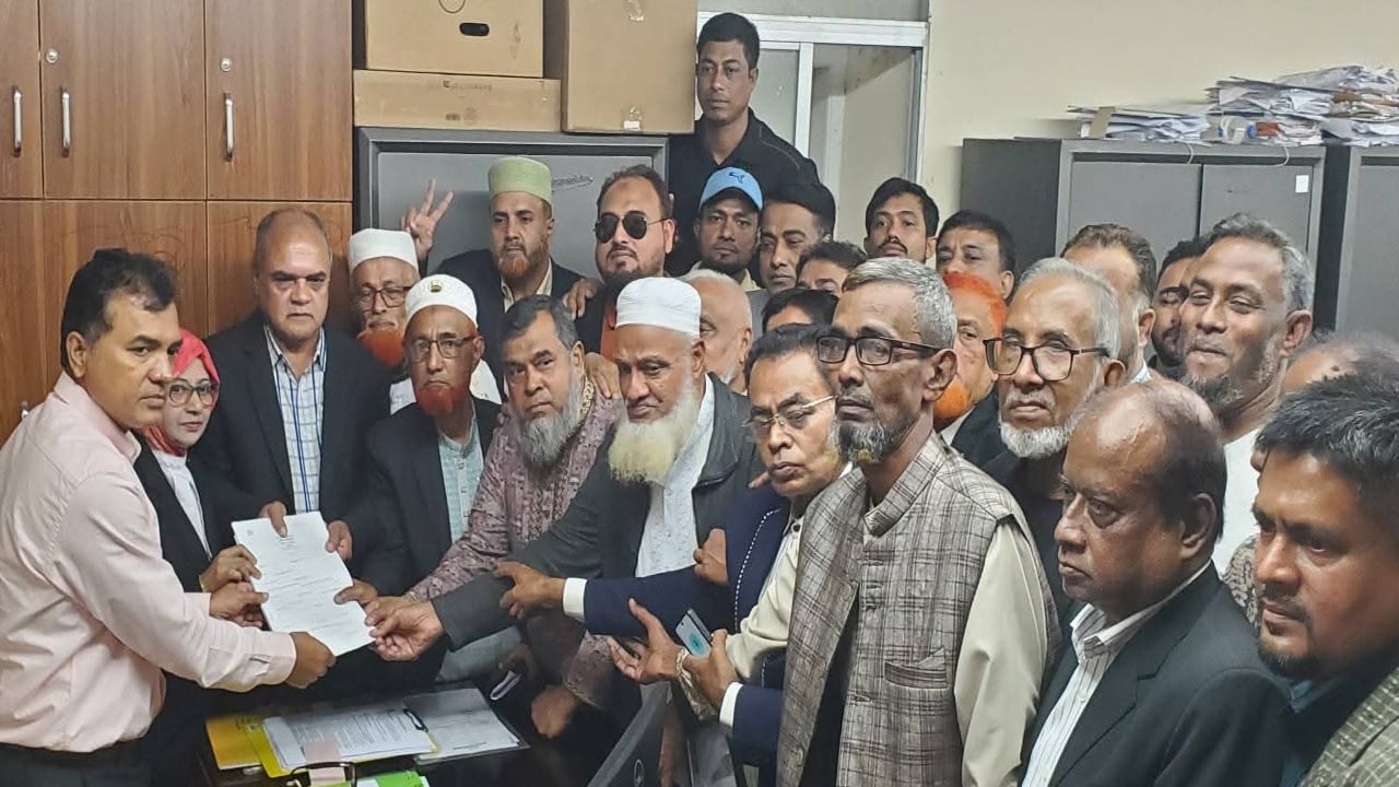 মনোনয়ন সংগ্রহ করলেন লায়ন আসলাম চৌধুরী