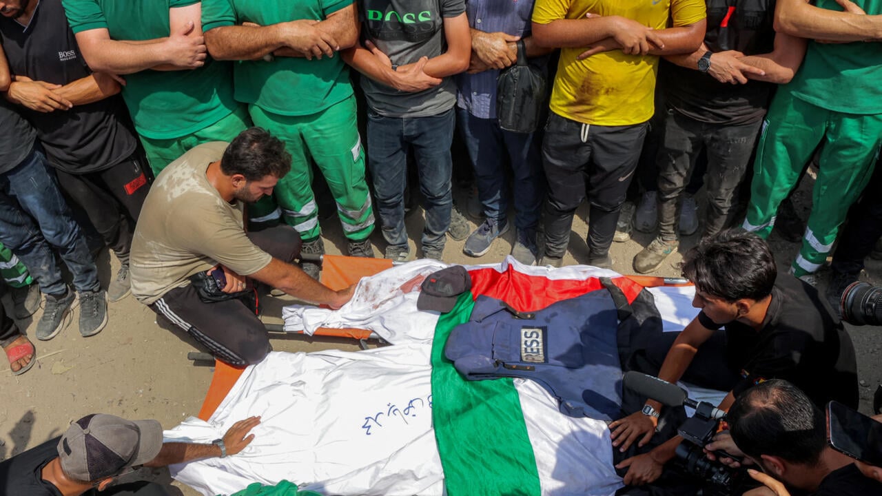 গাজায় ইসরাইলি হামলায় নিহত সাংবাদিকের সংখ্যা বেড়ে ২৬২