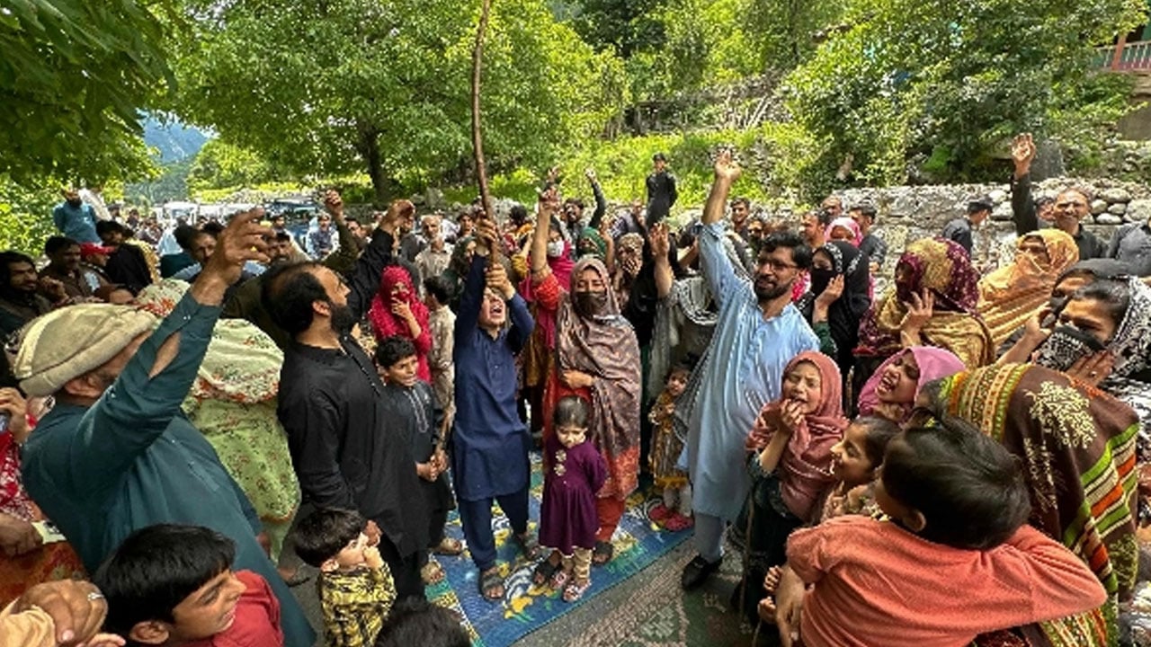 বিক্ষোভে উত্তাল পাকিস্তানের কাশ্মীর, নিহত ২৪