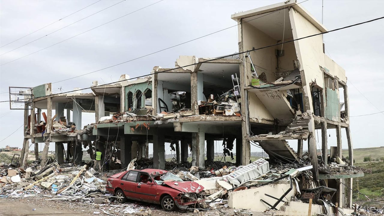 লেবাননে ইসরাইলি হামলায় হামাস কর্মকর্তা নিহত