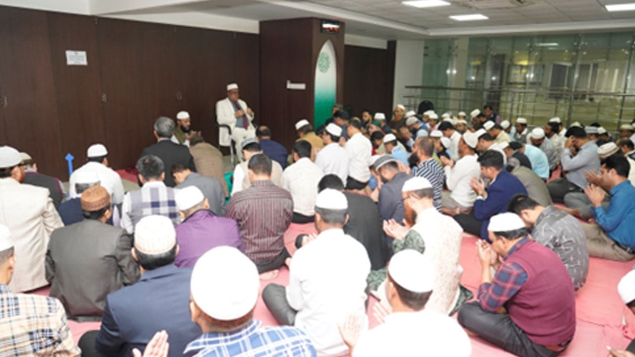 দোয়া ও মোনাজাতে ১২০তম প্রতিষ্ঠাবার্ষিকী উদযাপন করল হামদর্দ ল্যাবরেটরীজ