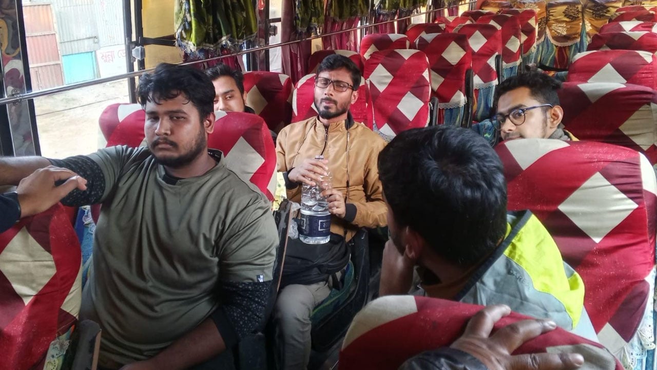 হিযবুত তাহরীরের পাঁচ সদস্য আটক