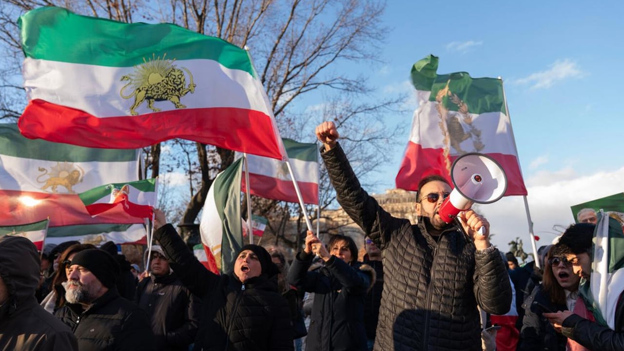 ইরানে বিক্ষোভ দমনে নিহত সাত হাজারের বেশি