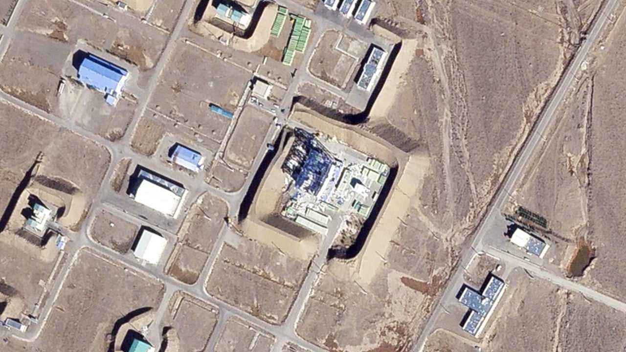 ইরানের সামরিক মহাকাশ স্থাপনা ধ্বংসের দাবি ইসরাইলের