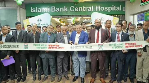 ইসলামী ব্যাংক হাসপাতালে বাংলা কিউআর পেমেন্ট সিস্টেম উদ্বোধন
