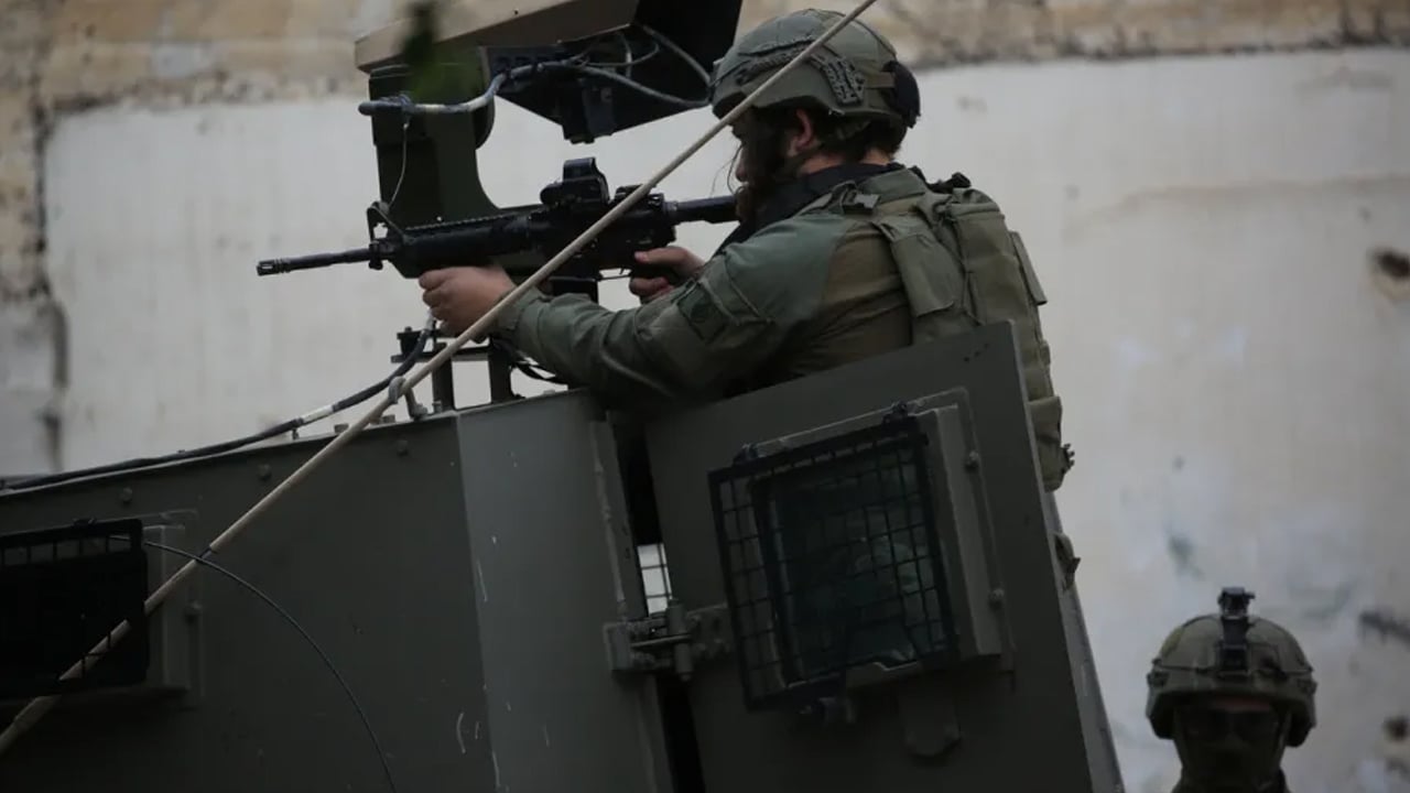 ইসরাইলের অস্ত্র পরিবহনে নিষেধাজ্ঞা আরোপ করেছে বেলজিয়াম