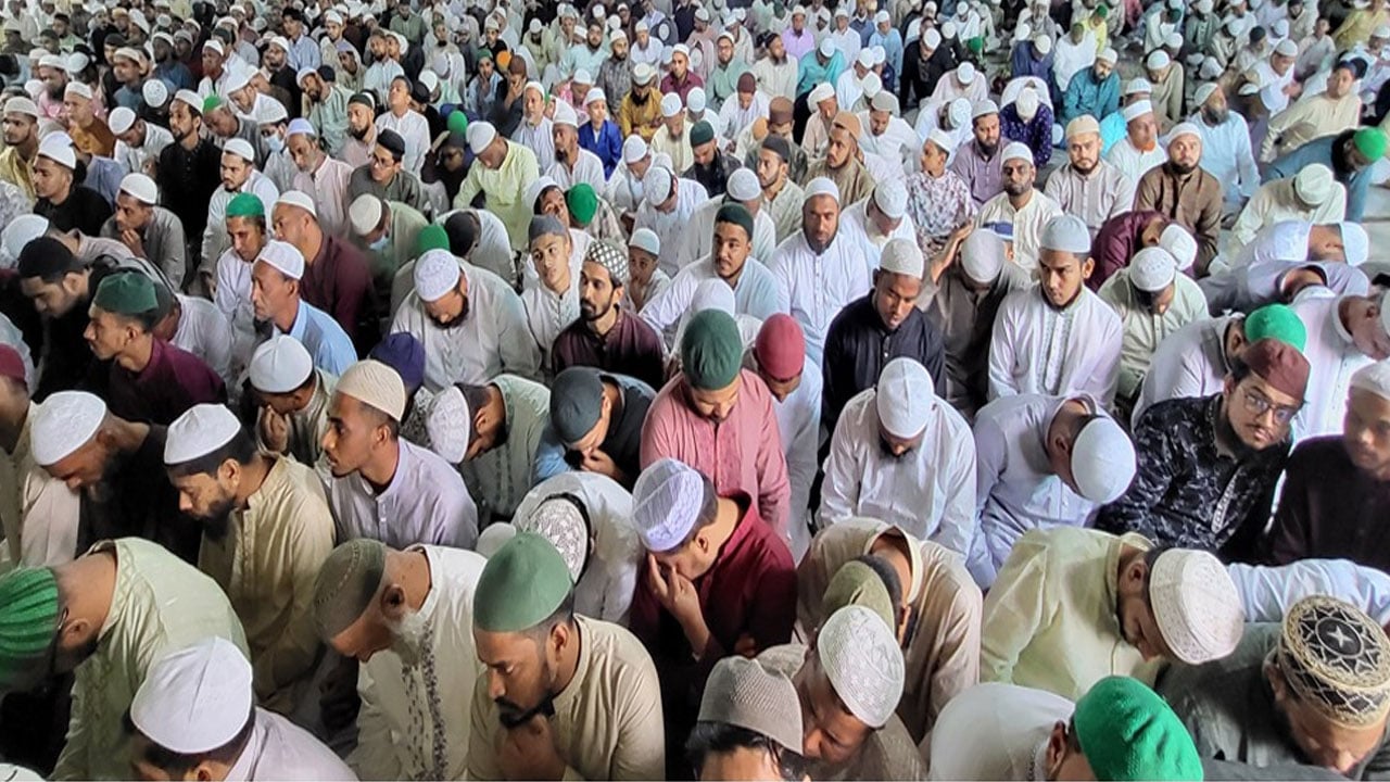 কাগতিয়া দরবার শরীফে সর্ববৃহৎ ঈদ জামাত অনুষ্ঠিত