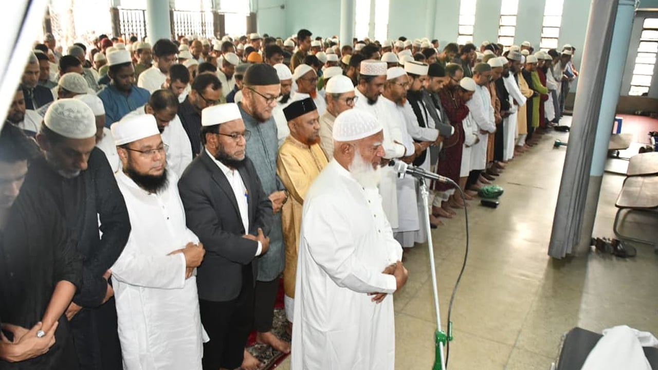 আল-আরাফাহ ব্যাংকের ইভিপি আবদুর রহিমের জানাজায় জামায়াত আমির