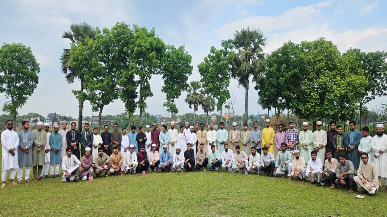 ছাত্রশিবির কিশোরগঞ্জ জেলা শাখার ঈদ পুনর্মিলনী ও সামষ্টিক ভোজ অনুষ্ঠিত