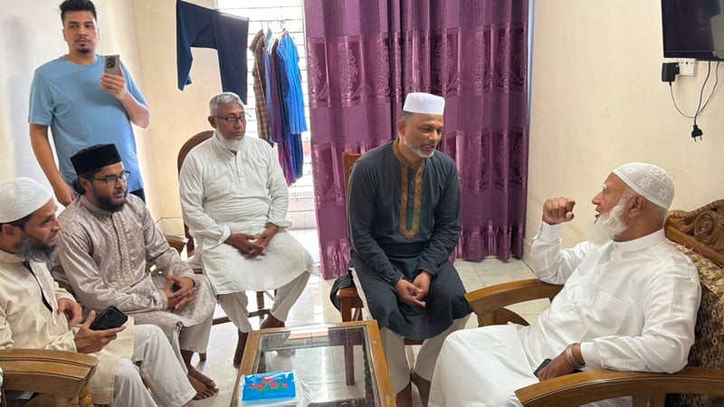 চীনে নিহত শিক্ষার্থী তৌফিকের পরিবারকে বিরোধীদলীয় নেতার সমবেদনা