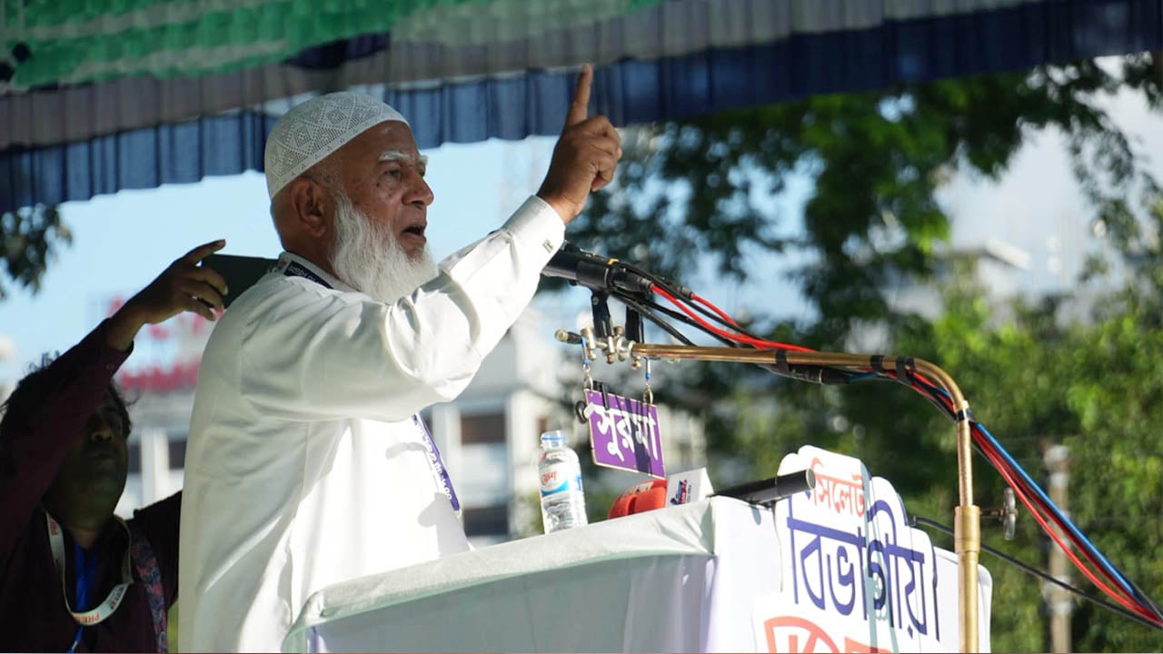 শহীদদের সঙ্গে বেঈমানি করব না, গণভোটকেও অপমান করতে দেব না