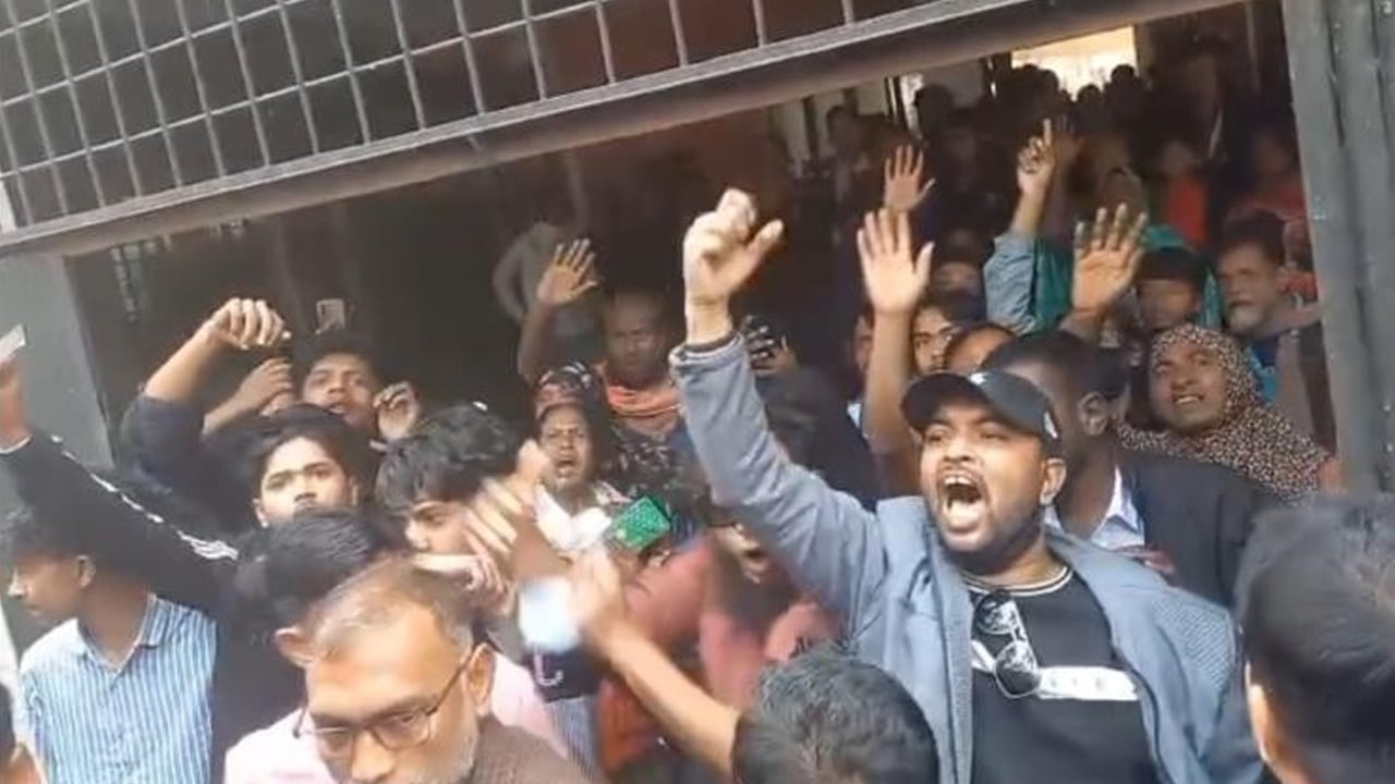 ‘জয় বাংলা’ স্লোগান, রাজবাড়ী আদালত এলাকা থেকে ৫ জন গ্রেপ্তার