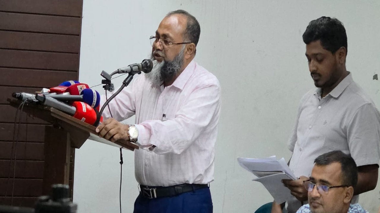 পরাজিত শক্তি ষড়যন্ত্র অব্যাহত রেখেছে : লায়ন ফারুক