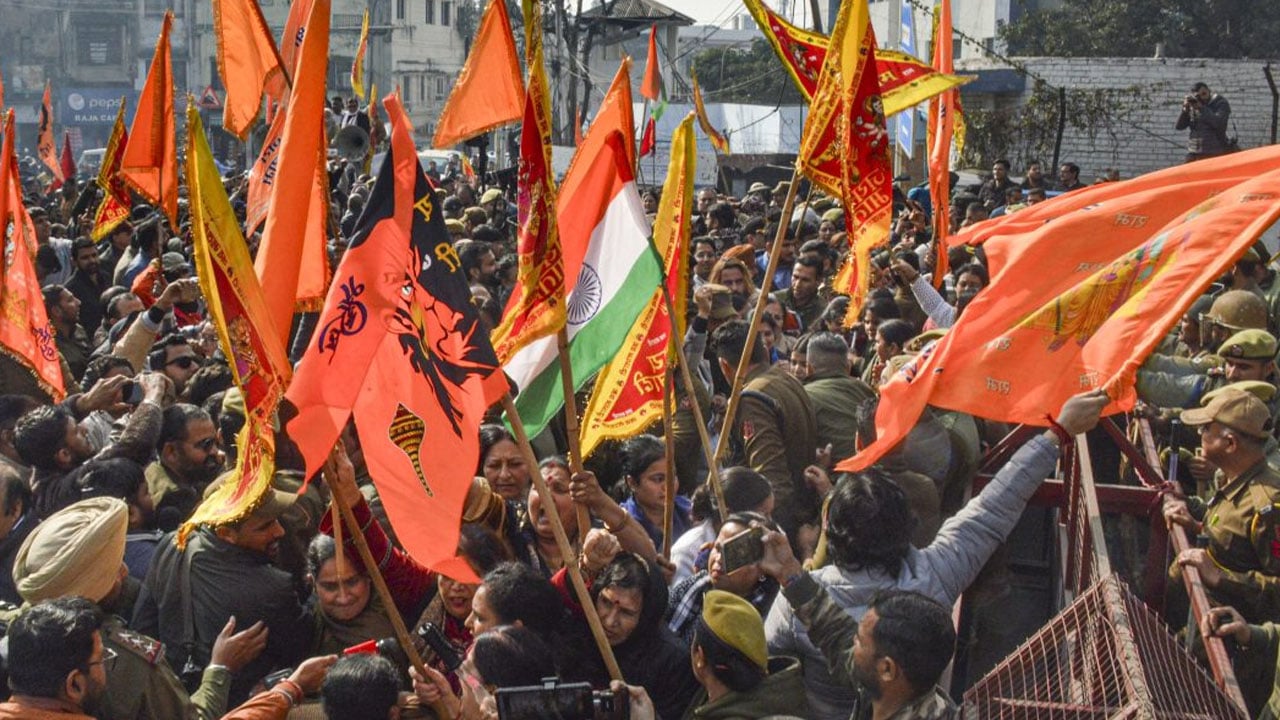 ভর্তি পরীক্ষায় মুসলিম শিক্ষার্থী বেশি চান্স পাওয়ায় কলেজই বন্ধ ঘোষণা