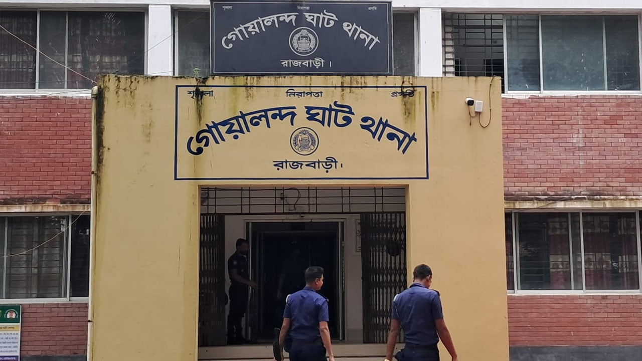 গোয়ালন্দে অপহৃত ব্যবসায়ী উদ্ধারে অভিযান, গ্রেপ্তার ৩