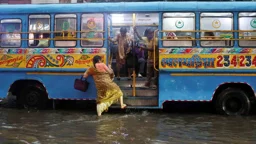 ডুবেছে কলকাতা, বড় বিপদের পূর্বাভাস