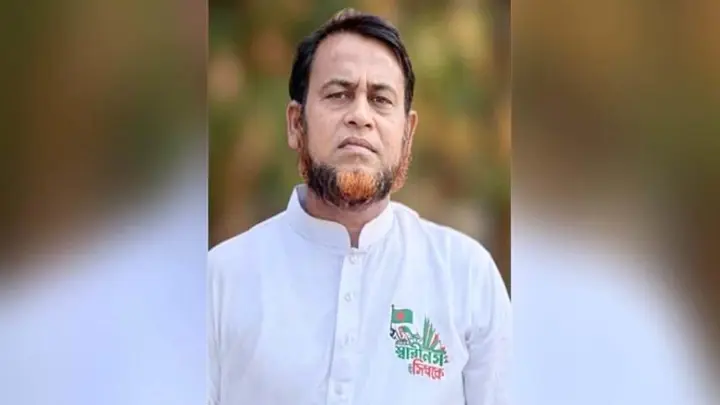 বিএনপির দলীয় কার্যালয় ভাঙচুর মামলায়
আ.লীগ নেতা গ্রেপ্তার