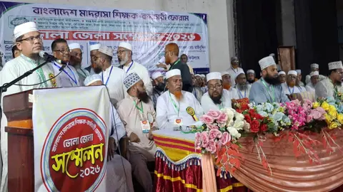 শিক্ষা জাতীয়করণ ছাড়া বিকল্প কোনো দাবি নেই: প্রিন্সিপাল আজিজী
