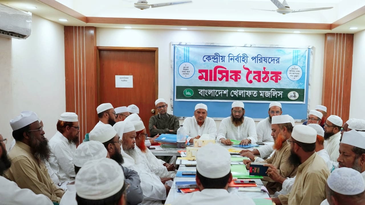 প্রতিবেশী দেশের সঙ্গে সম্পর্ক হবে কূটনৈতিক শিষ্টাচারের ভিত্তিতে: মামুনুল হক