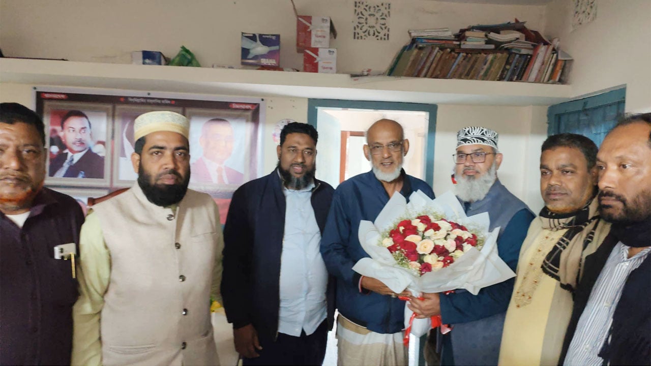 নির্বাচিত হয়েই জামায়াতের মাসুদ সাঈদী গেলেন বিএনপির প্রার্থীর বাসায়