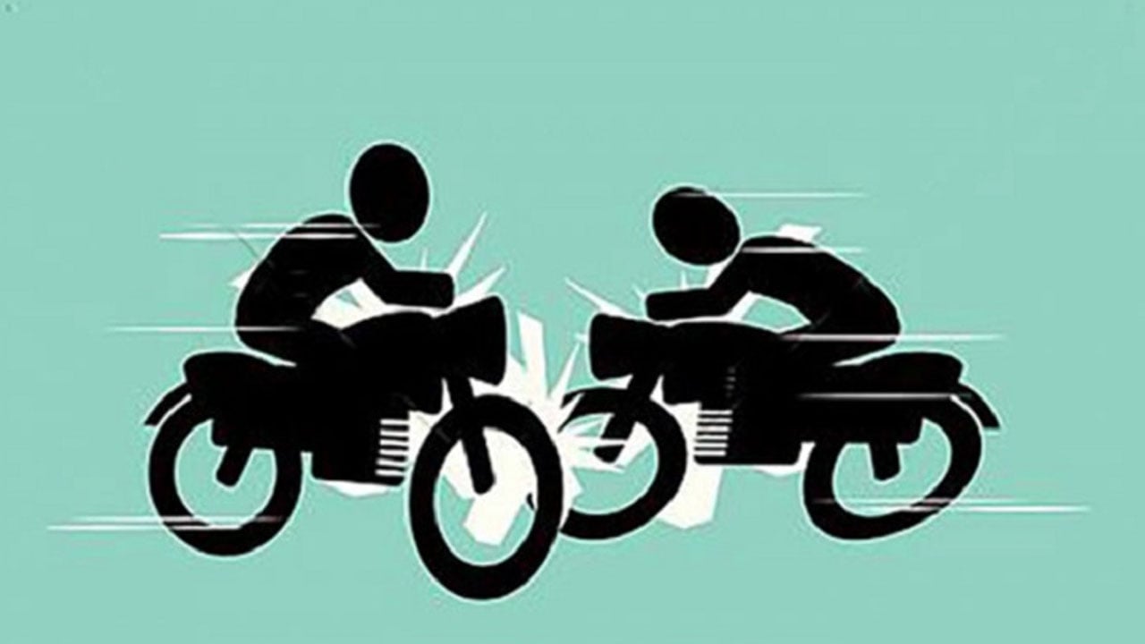 মোটরসাইকেলের মুখোমুখি সংঘর্ষে নিহত ১, আহত ৩
