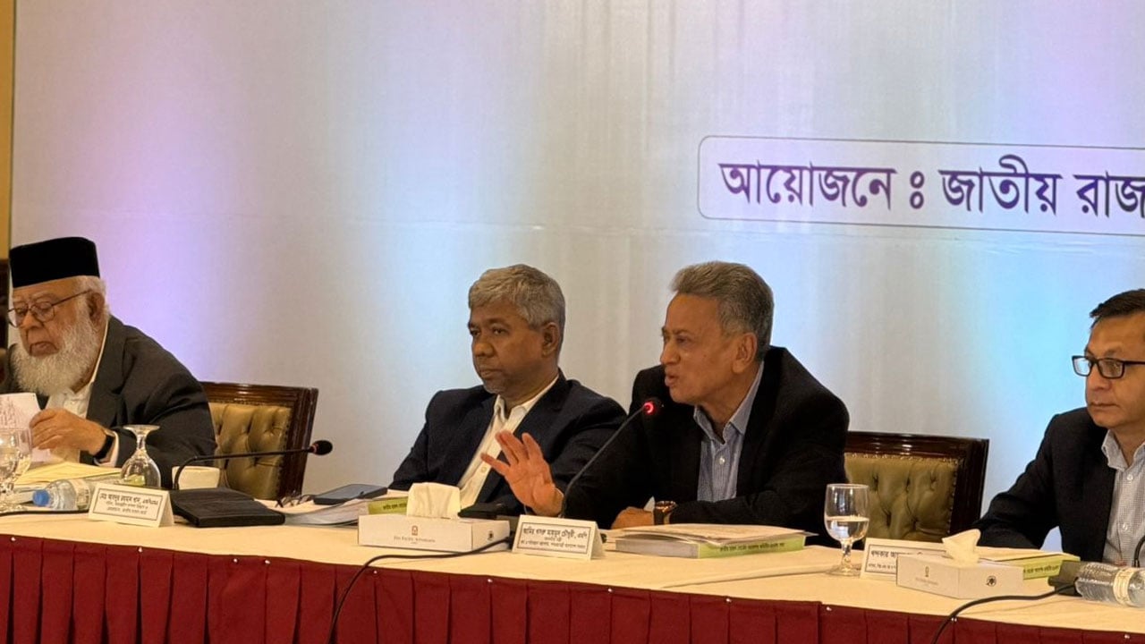 সম্ভাবনাময় রপ্তানি খাতকে পোশাক শিল্পের মতো সুবিধা দেওয়া হবে: অর্থমন্ত্রী