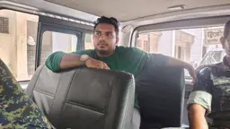 অবৈধ ওষুধ তৈরির দায়ে এনসিপি নেতার ৬ মাসের কারাদণ্ড