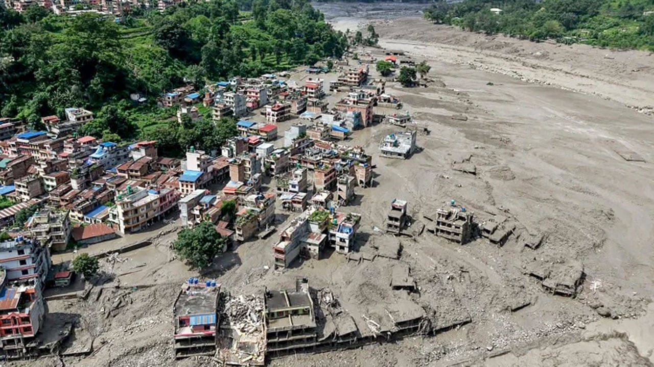 নেপালে বন্যায় মৃতের সংখ্যা বেড়ে ১৫৭, চলছে ব্যাপক উদ্ধার অভিযান