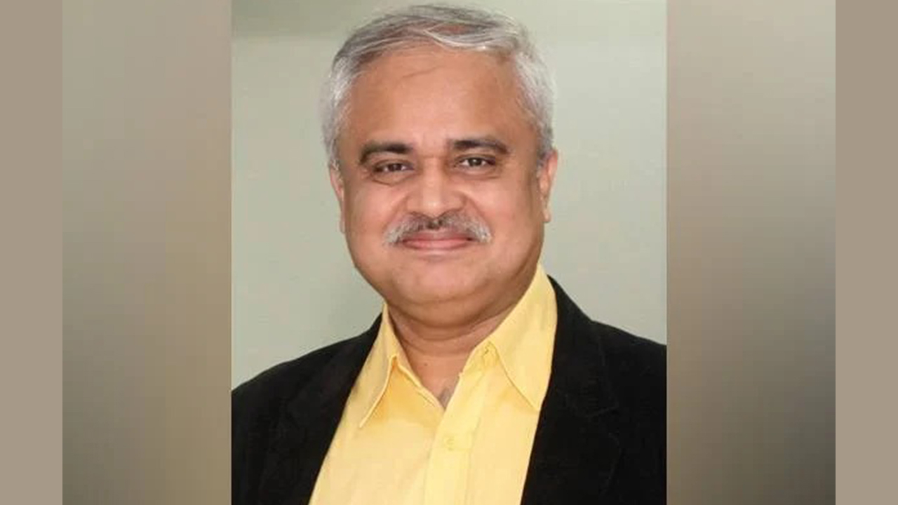 নঈম নিজামসহ তিন জনের বিরুদ্ধে গ্রেপ্তারি পরোয়ানা