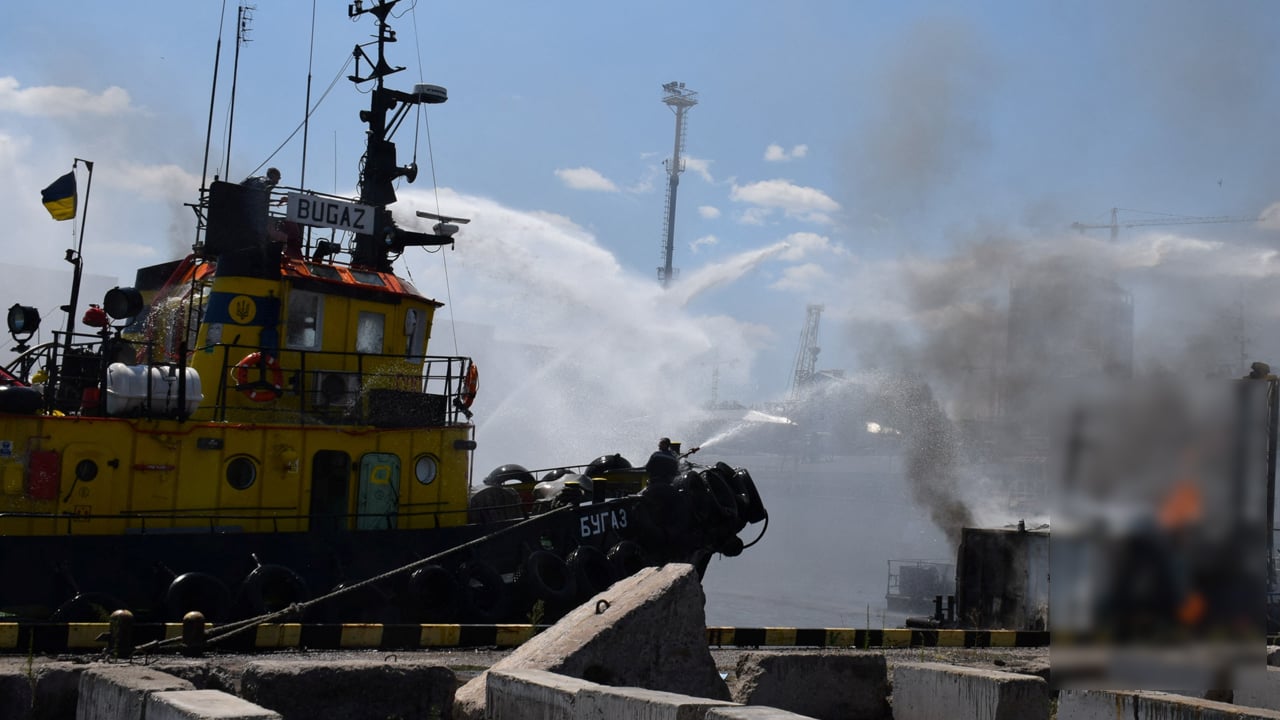 ইউক্রেনের ওডেসায় রুশ ক্ষেপণাস্ত্র হামলায় নিহতের সংখ্যা বেড়ে ৮