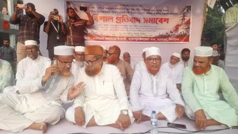 তেল-গ্যাস-বিদ্যুতের মূল্যবৃদ্ধি ও সারসংকটের প্রতিবাদে জামায়াতের সমাবেশ
