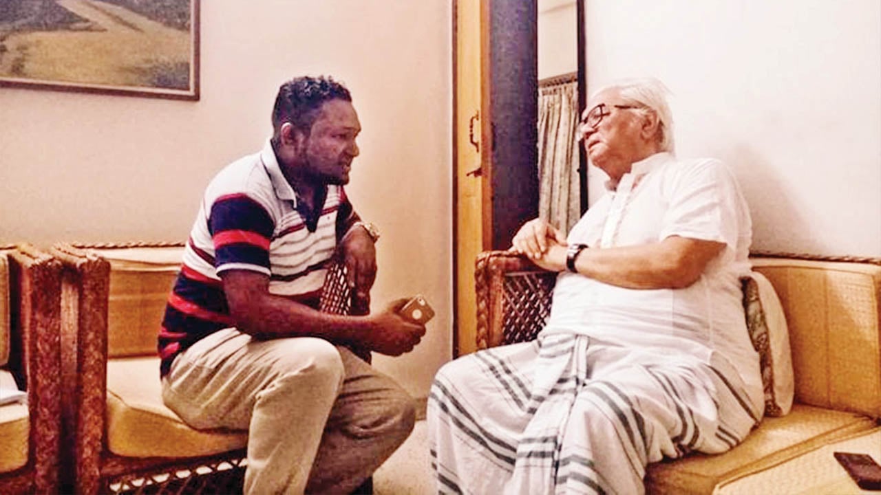 বিদায় গণবুদ্ধিজীবিতার প্রতীক