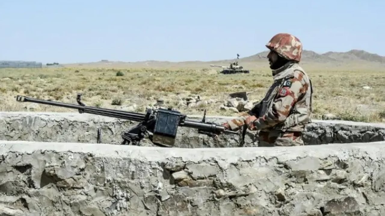 পাকিস্তানে সেনা অভিযানে ‘ভারতসমর্থিত’ ৪১ সন্ত্রাসী নিহত