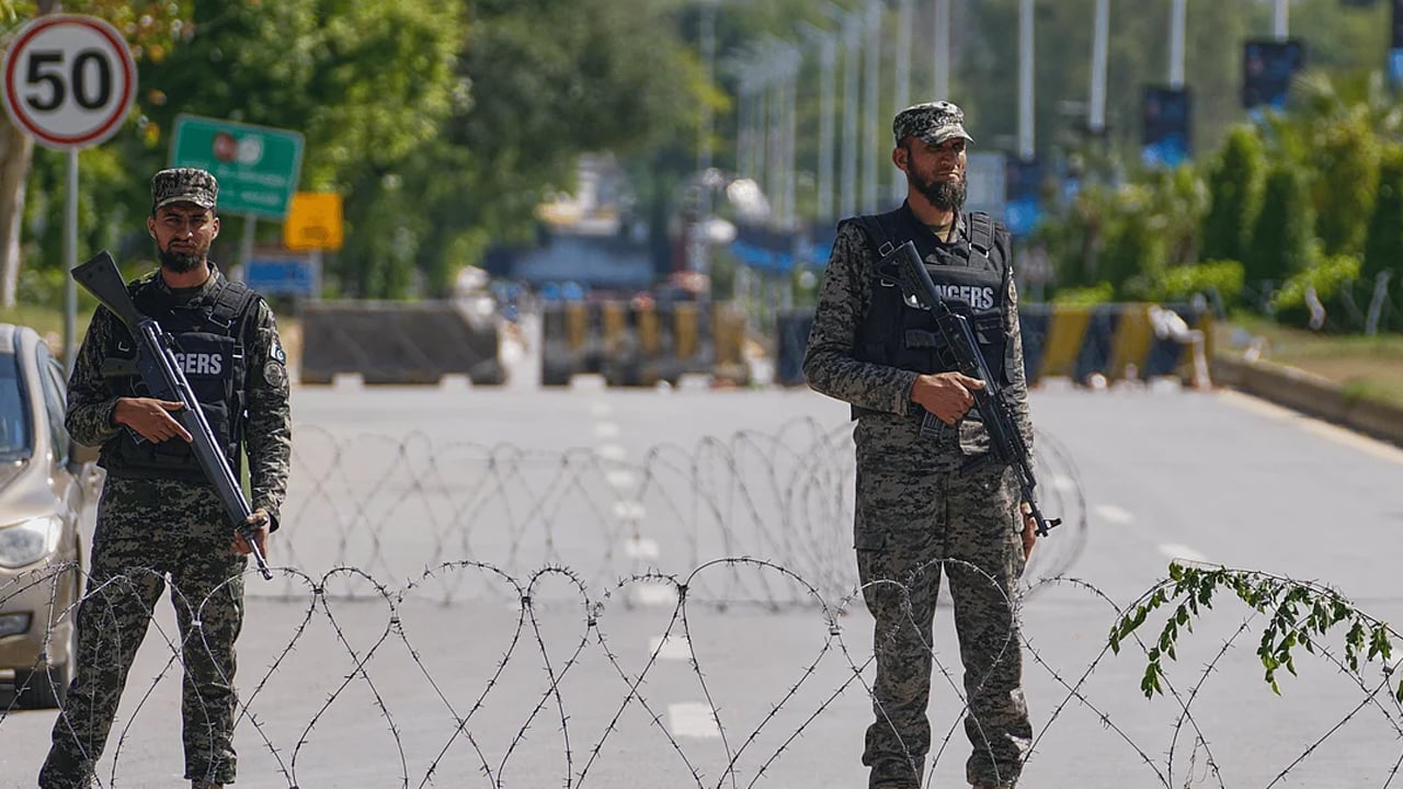 যুক্তরাষ্ট্র-ইরান বৈঠক ঘিরে যে পদক্ষেপ পাকিস্তানের