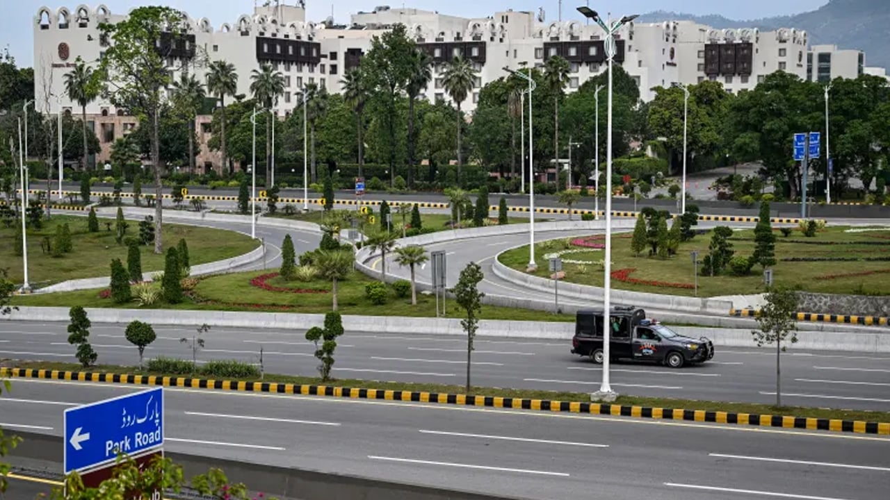 ইসলামাবাদের যে হোটেলে চলছে যুক্তরাষ্ট্র-ইরানের আলোচনা