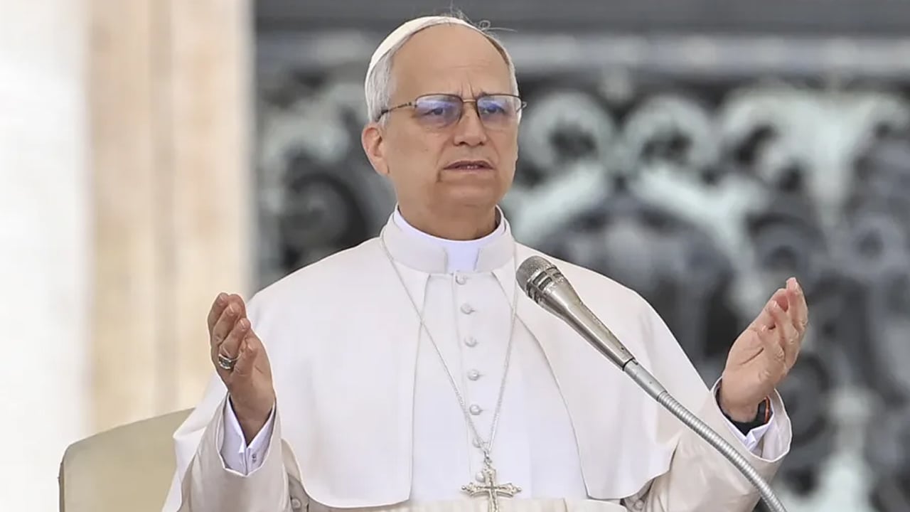 ইসরাইল-ইরান যুদ্ধে সহিংসতা বন্ধে পোপ লিওর যুদ্ধবিরতির আহ্বান