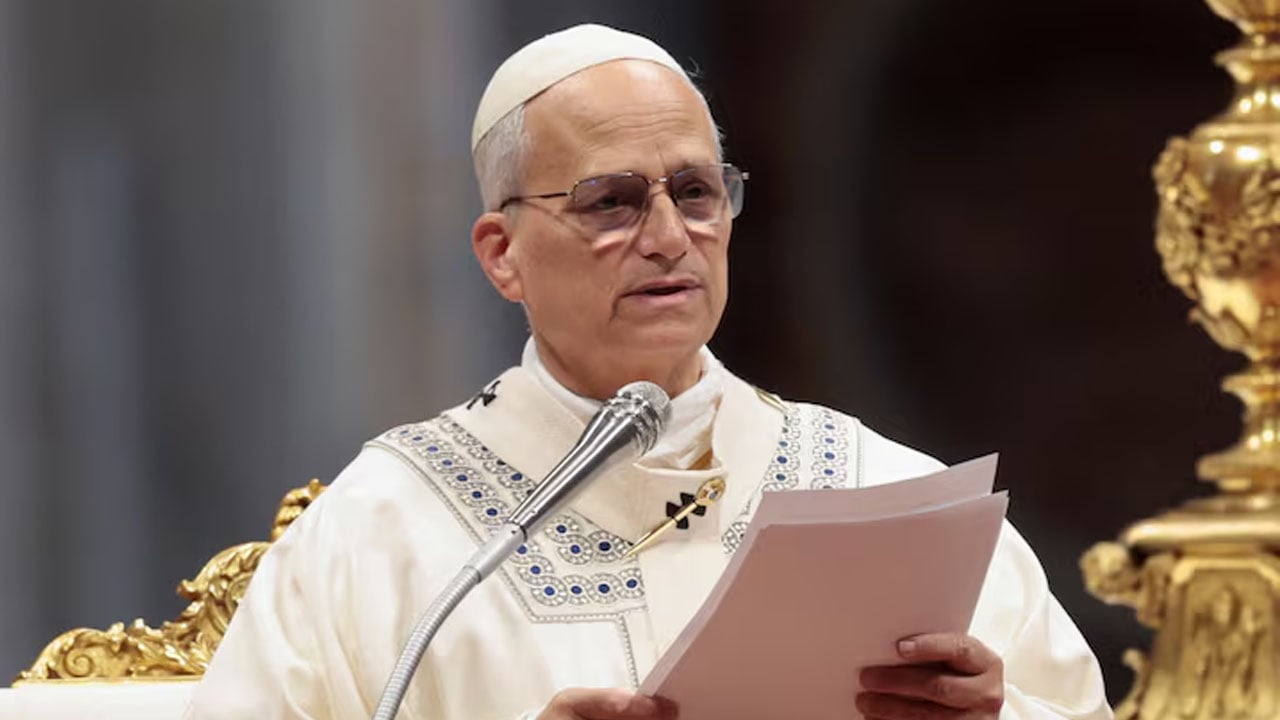 ভেনেজুয়েলা নিয়ে উদ্বিগ্ন পোপ লিও বললেন স্বাধীনতার কথা